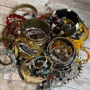 Tons of bracelets!!! Over 2 pounds of bracelets